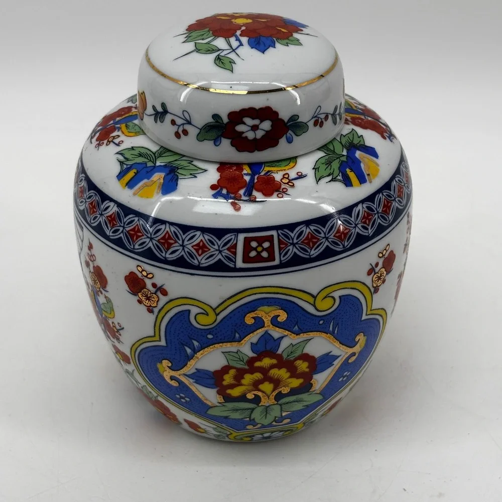 Vintage Porcelain Ginger Jar with Lid Floral Bird Motif Gold Gilt Made in Taiwan